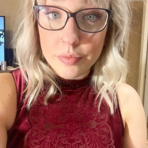 Meet your Posher, Clare